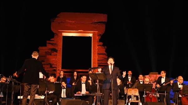 الفنان هاني شاكر