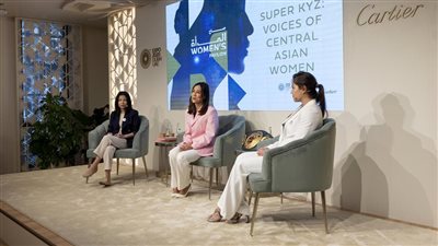 جناح المرأة بإكسبو دبي يناقش قضايا تمكين النساء في المجتمع 