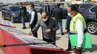 السيسي: الكتلة السكنية ضخمة ومحتاجة لتوسعة أكبر وفي كل الأحوال هنعوض الناس 