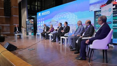 الجمعية الرمدية تناقش قانون المسئولية الطبية.. والنقابة: التخوفات من الحبس الاحتياطي