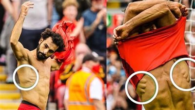 محمد صلاح: الجميع يريد معرفة سر العضلة الغريبة.. وألعب بنفس المستوى في المنتخب وليفربول