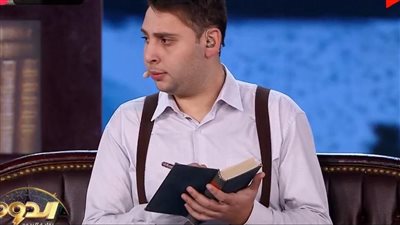 متسابق يتعرض لموقف صعب خلال تقديمه مشهدا تمثيليا بالدوم.. ولجنة التحكيم: تصرفت باحترافية