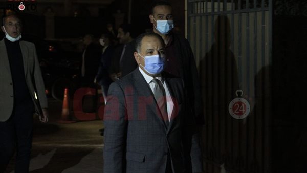 وزير المالية خلال