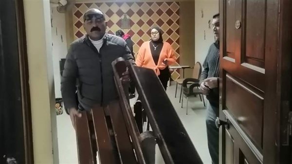 غلق وتشميع سناتر