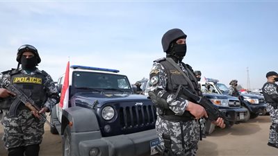 ضبط شخصين بتهمة التعدي على آخر بسلاح أبيض بالقاهرة