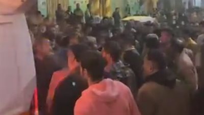 ضربة بزجاجة على الرأس.. تشييع جثمان سائق توكتوك لقي مصرعه على يد آخر بالدقهلية | بث مباشر