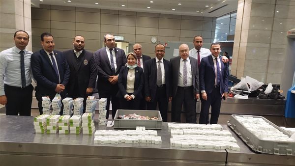 جمارك المطار 