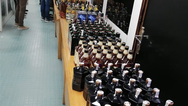  زجاجة مشروبات كحولية