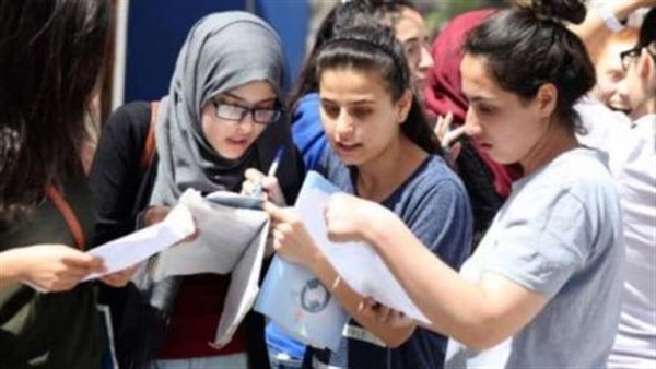 طلاب الثانوية العامة