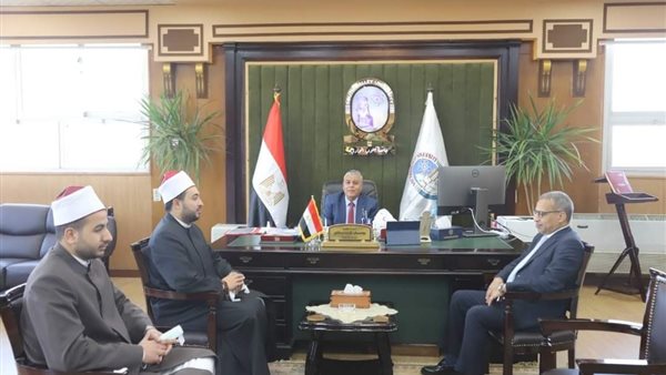 التوعية الأسرية بالجامعات