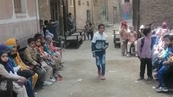 طلاب مدرسة الكوم