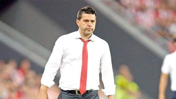 الروماني كوزمين كونترا