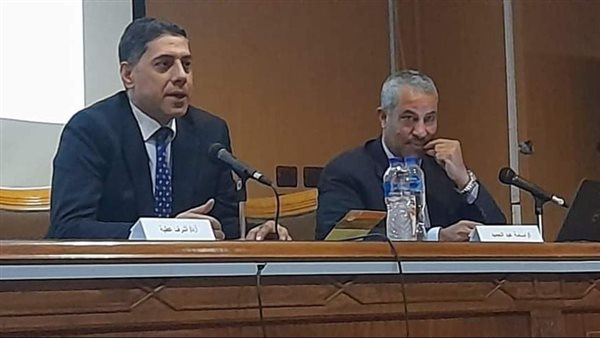 مدير إدارة الترجمة