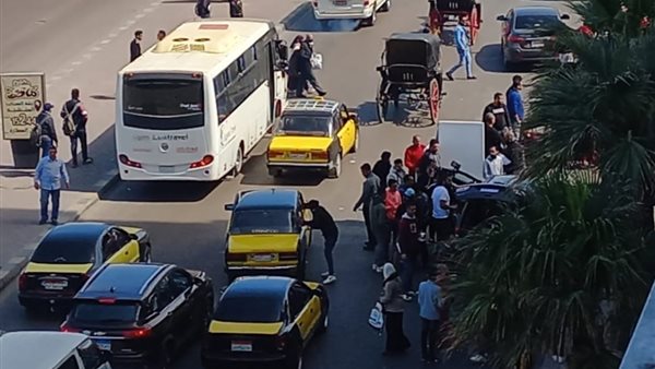 التفاف المواطنين