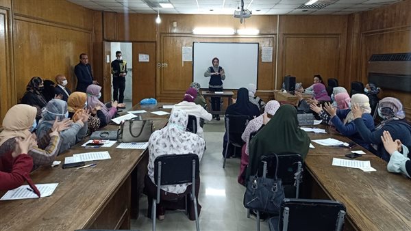 دورة تدريبية في لغة