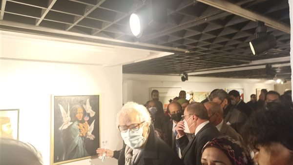 فاروق حسني يتفقد