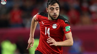 فيتوريا يتابع أكرم توفيق قبل مباراتي جيبوتي وسيراليون ويستفسر عن موقف إمام عاشور| خاص 