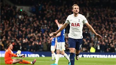 هاري كين يعادل رقم أجويرو المميز في الدوري الإنجليزي