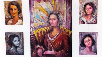  نون الكون معرض فني احتفاء من قطاع الفنون التشكيلية بيوم المرأة العالمي