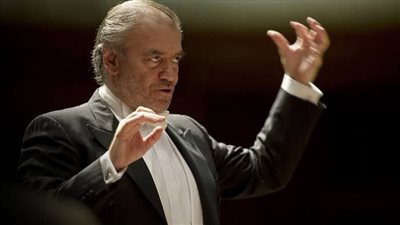 تحولت علاقتهما من نعمة إلى لعنة.. المايسترو فاليري جيرجيف يواجه مشكلات لاقترابه من بوتين