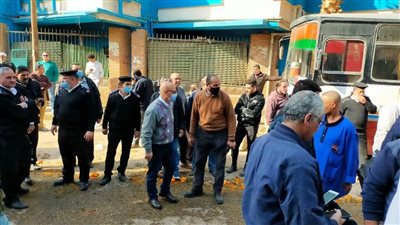 حملة لتحر ير الشوارع من الإشغالات وتيسير المرور بشبرا الخيمة في القليوبية