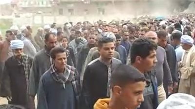 عُثر عليه مخنوقًا في أرض عمه.. تشييع جنازة الطفل مصطفى خاطر بالشرقية