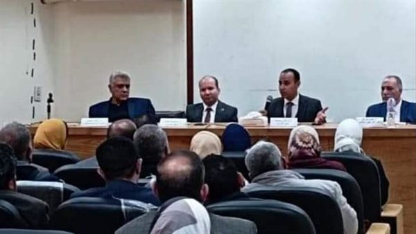 اجتماع وكيل وزارة