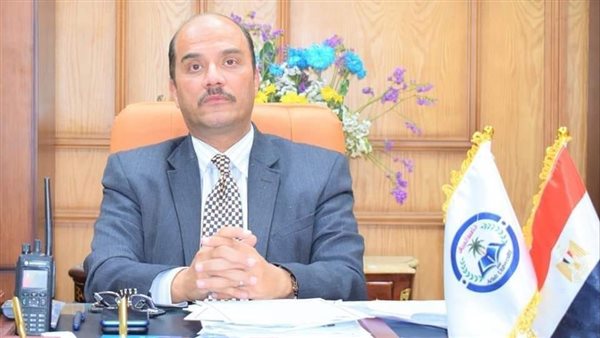 رئيس جامعة العريش