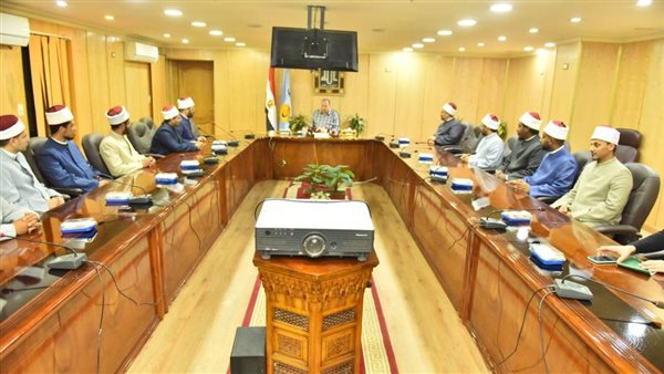 محافظ أسيوط