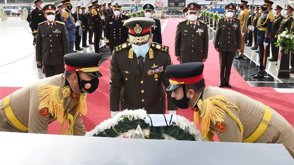 وضع إكليل زهور