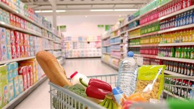 ننشر أسعار الخضروات والفاكهة في منافذ وزارة التموين