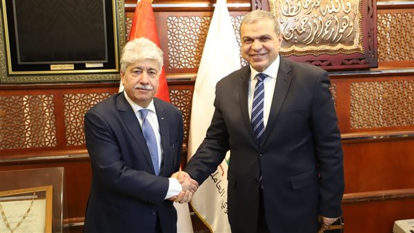 وزير القوى العاملة