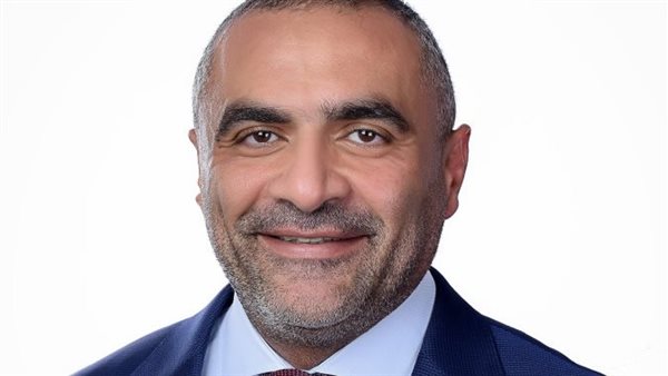 طلال العياط الرئيس