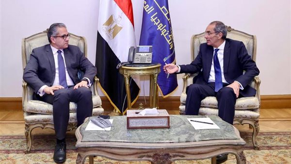 وزيرا السياحة والاتصالات