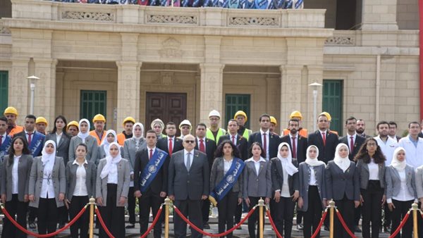 الخشت مع طلاب جامعة