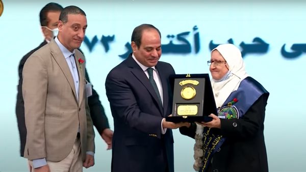 الأم المثالية 