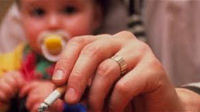 دراسة: تدخين الوالدين يزيد من خطر إصابة الأطفال بالتصلب المتعدد