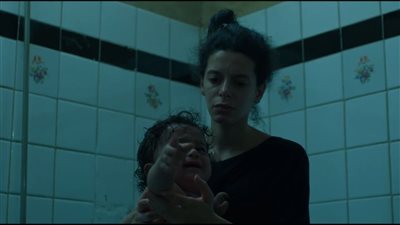  بسمة نبيل أمُ مطلوب منها قتل ابنها في مسلسل تحقيق