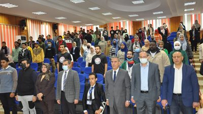تحت عنوان الوعى والانتماء.. جامعة كفر الشيخ تحتفل بـ يوم الشهيد