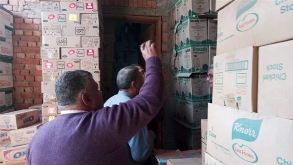 جانب من السلع المضبوطة