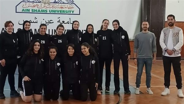 فريق الجامعة