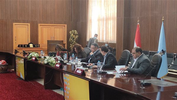 محافظ البحر الاحمر