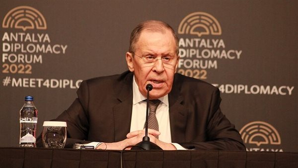  وزير الخارجية الروسي