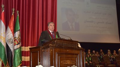 رئيس طاجيكستان يشيد بدور جامعة القاهرة الرائد في تطوير نظام التعليم الحديث بمصر