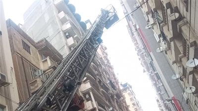 بسبب ماس كهربائي.. السيطرة على حريق بشقة سكنية في الإسكندرية