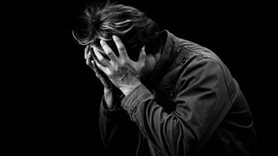 كيف يؤثر ارتفاع الأسعار في الصحة النفسية؟.. واستشاري: تصل لحد الانتحار