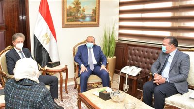 وزير التنمية المحلية يبحث مع ممثل الأمم المتحدة الإنمائي بمصر التعاون المشترك