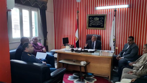 القوى العاملة ببني