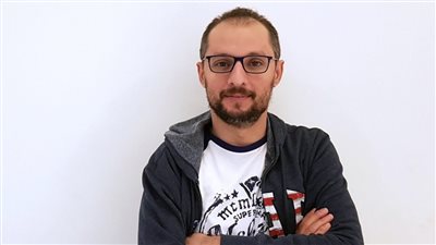 محمد سليمان عبد المالك يرد على اتهام روايات أحمد خالد توفيق بتسطيح القراءة