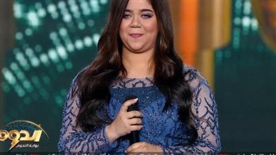 المتسابقة ملكة ماهر تصدم لجنة التحكيم بـ عمرها الحقيقي.. وليلى علوي للجمهور: سقّفولها